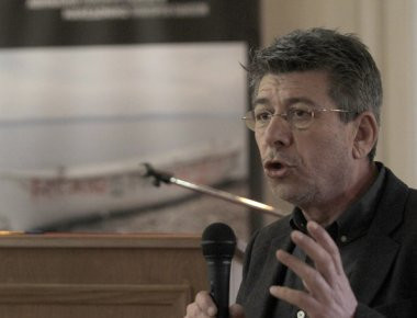 Γ. Πλειός: «Η κυβέρνηση πρέπει να επιλύσει άμεσα το θέμα του ΕΣΡ»